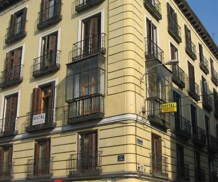 Hostal Tudescos Madrid Exterior photo