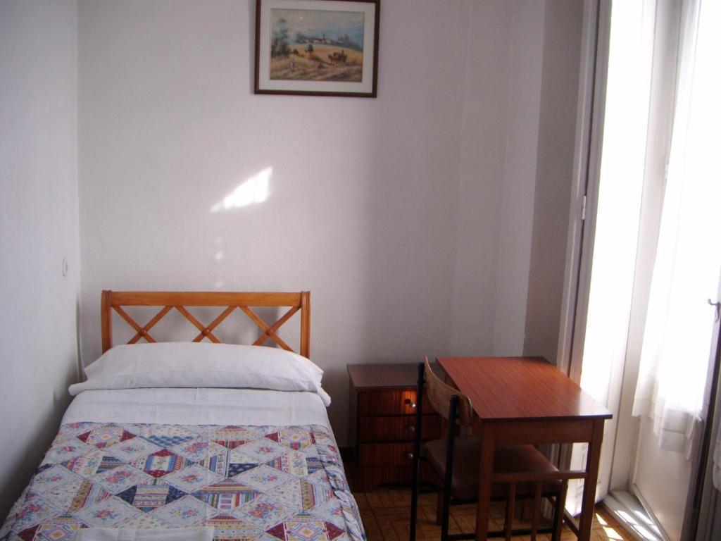 Hostal Tudescos Madrid Room photo